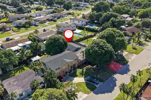 6824 SW 5th St, Pembroke Pines, FL 33023 - Photo 29