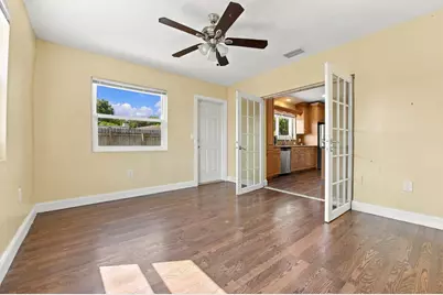 6824 SW 5th Street, Pembroke Pines, FL 33023 - Photo 15