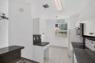 4040 NW 90th Way, Sunrise, FL 33351 - Photo 7