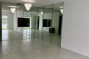 220 Lake Constance Dr, West Palm Beach, FL 33411 - Photo 13
