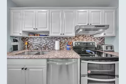 380 High Point Boulevard #B, Delray Beach, FL 33445 - Photo 15