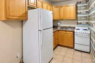 121 Cleveland St, Palm Springs, FL 33461 - Photo 5