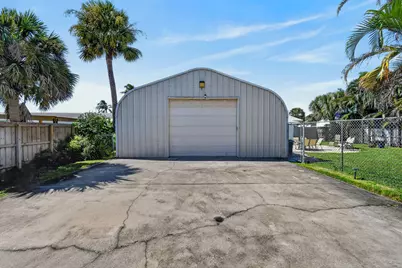 19005 SE Southgate Drive, Tequesta, FL 33469 - Photo 35