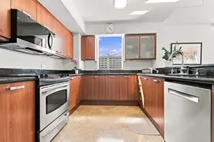 2001 N Ocean Blvd, Fort Lauderdale, FL 33305 - Photo 11