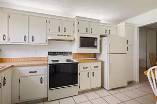 3951 Via Poinciana, Lake Worth, FL 33467 - Photo 5