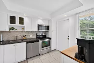 2601 S Course Dr, Pompano Beach, FL 33069 - Photo 27