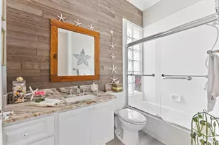 2067 Valencia Dr, Delray Beach, FL 33445 - Photo 29