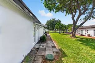 455 High Point Blvd, Delray Beach, FL 33445 - Photo 15