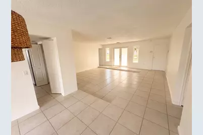 10740 NW 29th Manor, Sunrise, FL 33322 - Photo 3