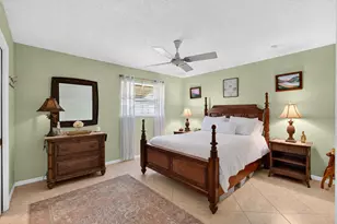 842 Meadowlark Ln, Delray Beach, FL 33445 - Photo 13