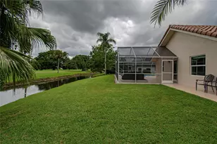 10400 Milburn Ln, Boca Raton, FL 33498 - Photo 11