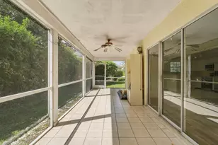 1015 Lake Breeze Dr, Wellington, FL 33414 - Photo 49