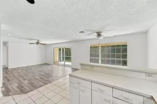 1015 Lake Breeze Dr, Wellington, FL 33414 - Photo 23