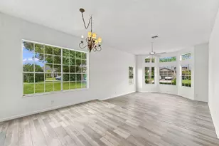 1015 Lake Breeze Dr, Wellington, FL 33414 - Photo 7
