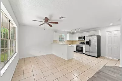 1015 Lake Breeze Drive, Wellington, FL 33414 - Photo 19