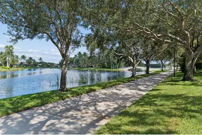 7303 Deer Point Lane, West Palm Beach, FL 33411 - Photo 37