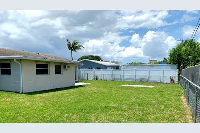 243 SW 4th Street, Boca Raton, FL 33432 - Photo 17