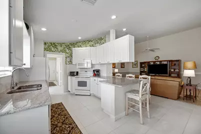 8558 SE Retreat Drive, Hobe Sound, FL 33455 - Photo 15