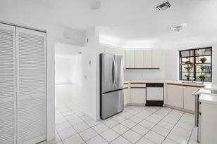 5188 Europa Dr, Boynton Beach, FL 33437 - Photo 9