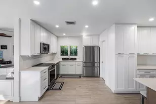 744 Peachtree Ln, Boca Raton, FL 33486 - Photo 17