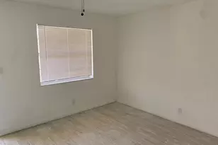 4800 NW 24th Ct, Lauderdale Lakes, FL 33313 - Photo 3