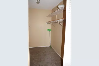 715 Lori Drive #Apt 315, Palm Springs, FL 33461 - Photo 7