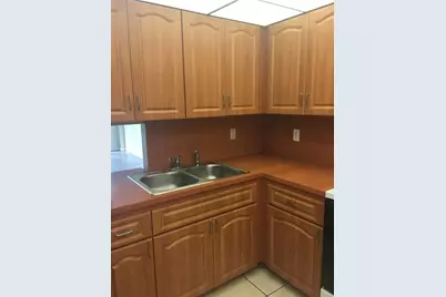 15600 NW 7th Avenue #421, Miami, FL 33169 - Photo 3