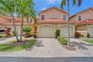 4059 Crystal Lake Dr, Deerfield Beach, FL 33064 - Photo 1