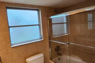 2851 S Palm Aire Dr, Pompano Beach, FL 33069 - Photo 9
