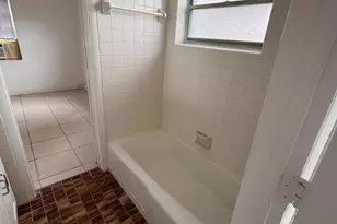 1976 Windsor Dr, North Palm Beach, FL 33408 - Photo 5