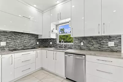 12099 Rockwell Way, Boca Raton, FL 33428 - Photo 13
