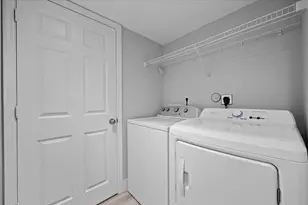 2216 White Pine Cir, Greenacres, FL 33415 - Photo 15
