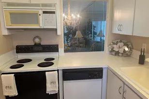 5401 NW 2nd Ave, Boca Raton, FL 33487 - Photo 3