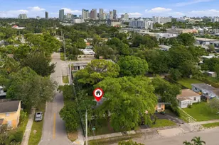 251 SW 22nd St, Fort Lauderdale, FL 33315 - Photo 29