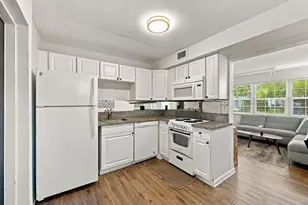 251 SW 22nd St, Fort Lauderdale, FL 33315 - Photo 13