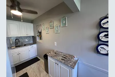 3320 Lake Osborne Drive #104, Lake Worth Beach, FL 33461 - Photo 7