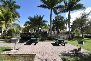 6533 Emerald Dunes Dr, West Palm Beach, FL 33411 - Photo 23