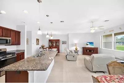 727 Honeybell Court SW, Vero Beach, FL 32968 - Photo 13