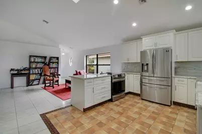 10429 S Lexington Circle S, Boynton Beach, FL 33436 - Photo 11