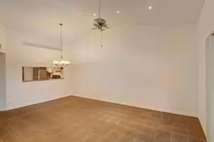 2584 NW 89th Dr, Coral Springs, FL 33065 - Photo 3