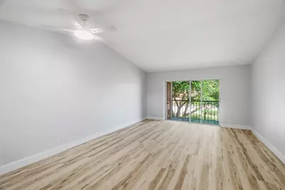 9939 Three Lakes Circle #14H, Boca Raton, FL 33428 - Photo 7
