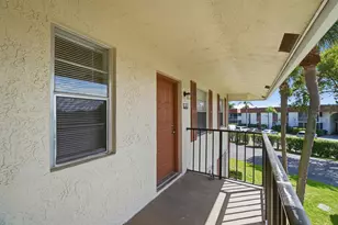9939 Three Lakes Cir, Boca Raton, FL 33428 - Photo 23