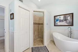 100 Hillcrest Dr, Sewalls Point, FL 34996 - Photo 29