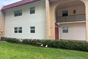 120 Lake Frances Dr, West Palm Beach, FL 33411 - Photo 3