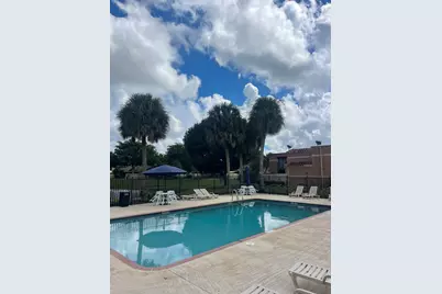 6125 Seven Springs Boulevard, Greenacres, FL 33463 - Photo 23