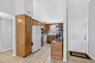 330 Palmwood Pl, Boca Raton, FL 33431 - Photo 11