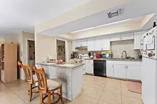 804 S Broadway, Lantana, FL 33462 - Photo 9