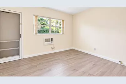 2420 S Federal Highway #10, Boynton Beach, FL 33435 - Photo 11