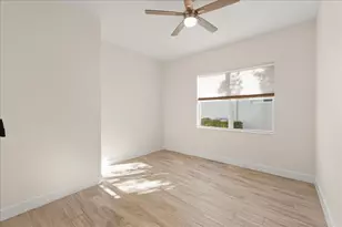 15976 Whippoorwill Cir, Westlake, FL 33470 - Photo 13