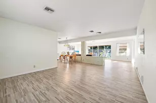 216 Tamoshanter Dr, Palm Springs, FL 33461 - Photo 9